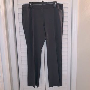 *CLOSET CLEANOUT* Worthington Modern Fit Trouser